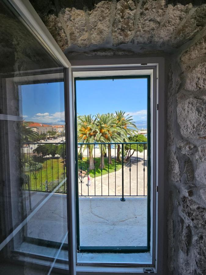 Apartman Eli Supetar Exterior foto