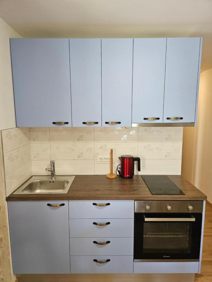Apartman Eli Supetar Exterior foto