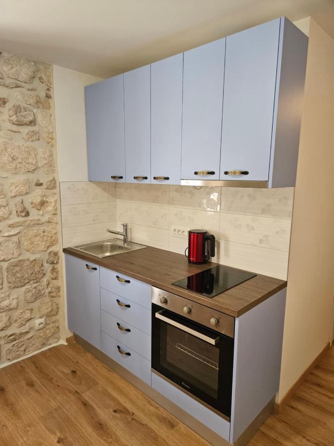 Apartman Eli Supetar Exterior foto